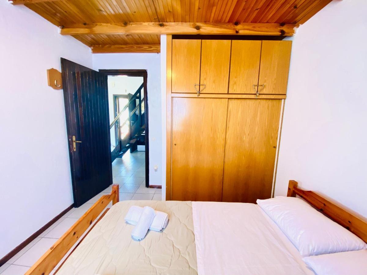 Meltemi Rock House Villa Kalandra Екстериор снимка