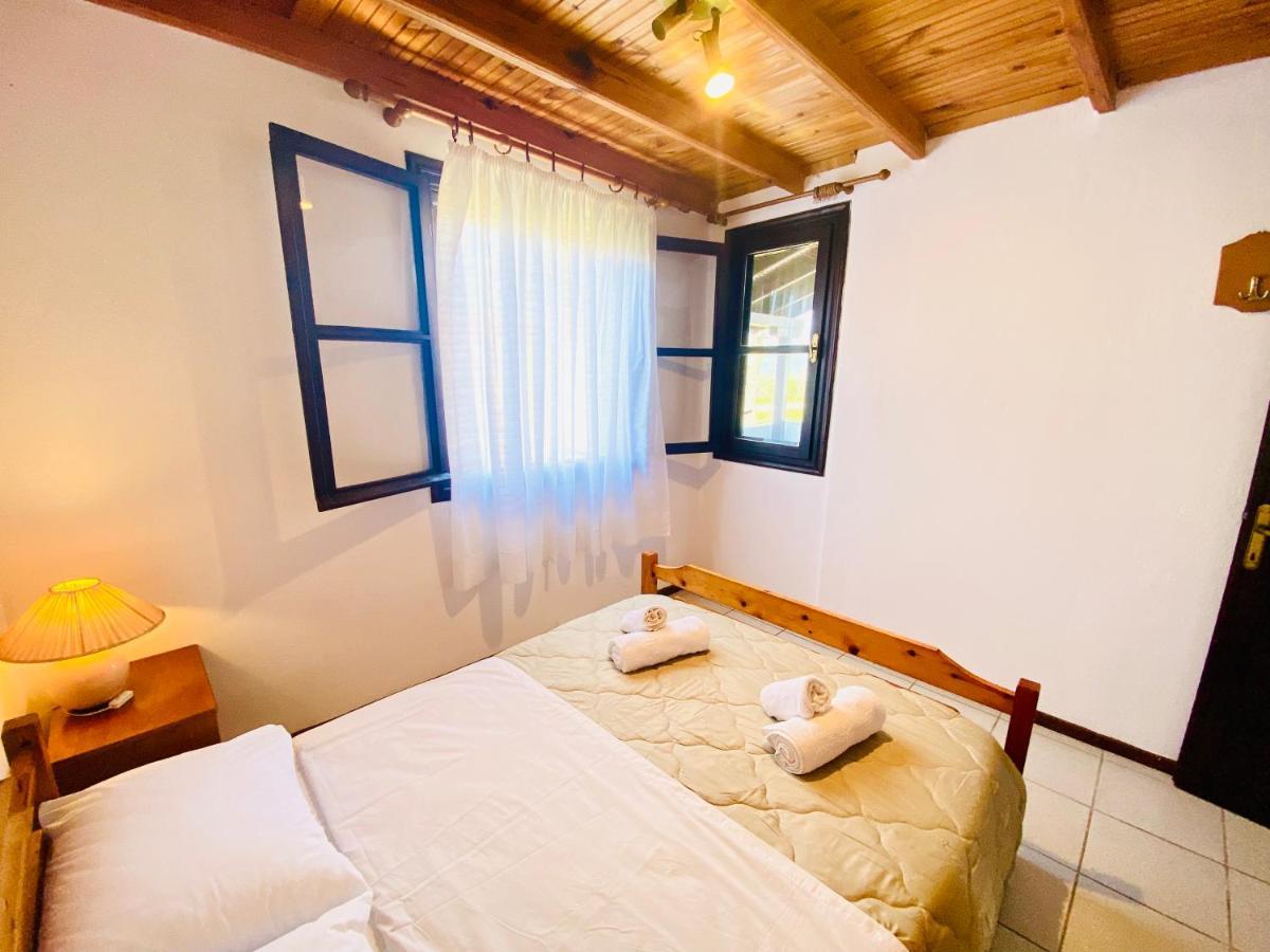 Meltemi Rock House Villa Kalandra Екстериор снимка