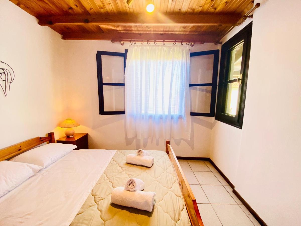 Meltemi Rock House Villa Kalandra Екстериор снимка